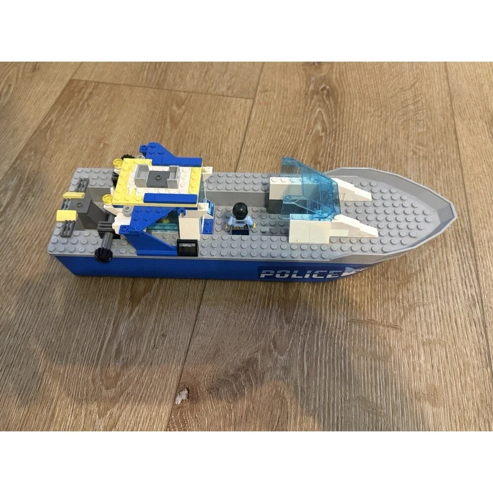 LEGO City Police Patrol Boat 60277  Set w/ Minifigures- Incomplete
